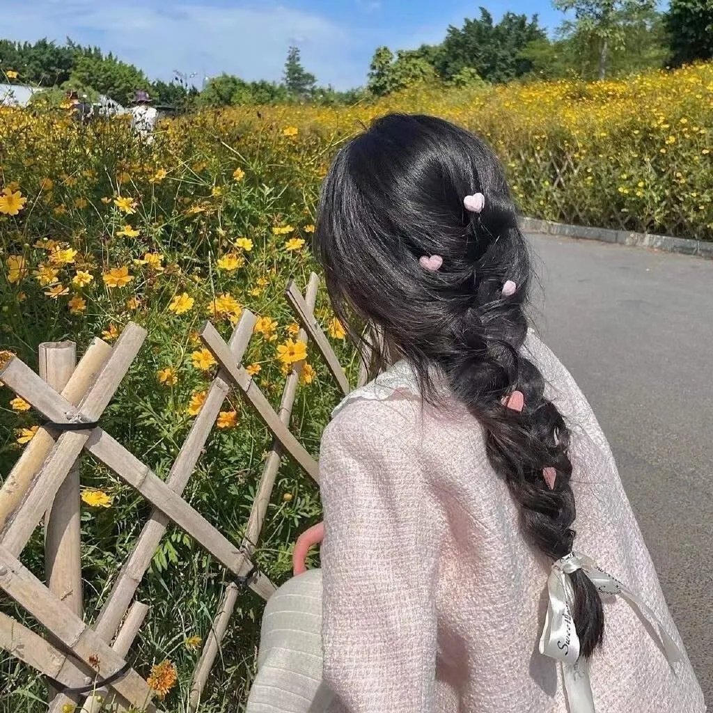二人漫步几春秋